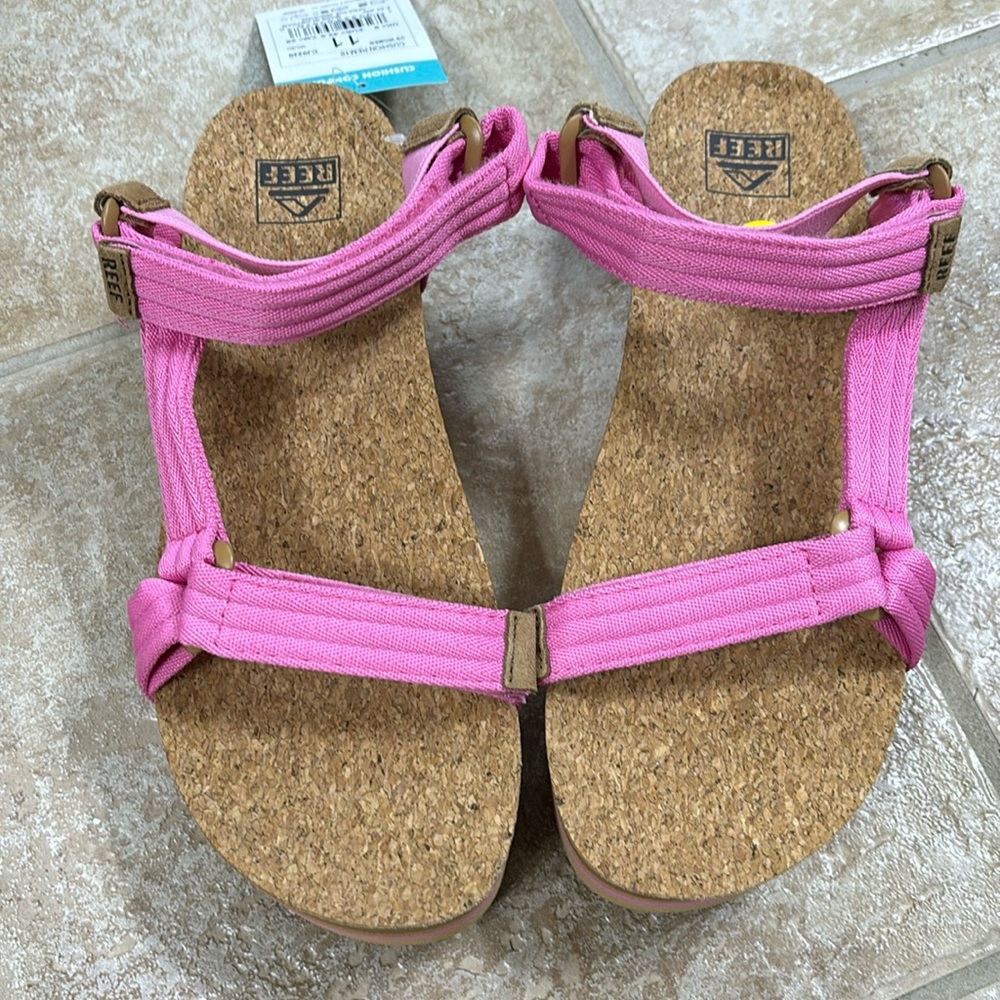 Reef pink platform sandals